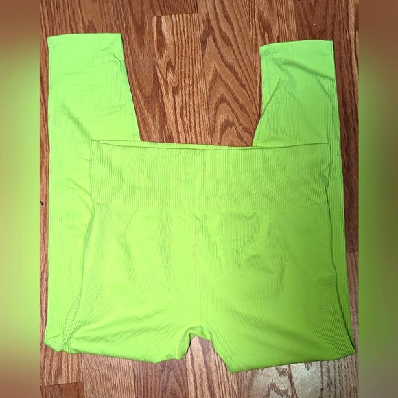 Neon green high waisted leggings size large - Picture 1 of 3